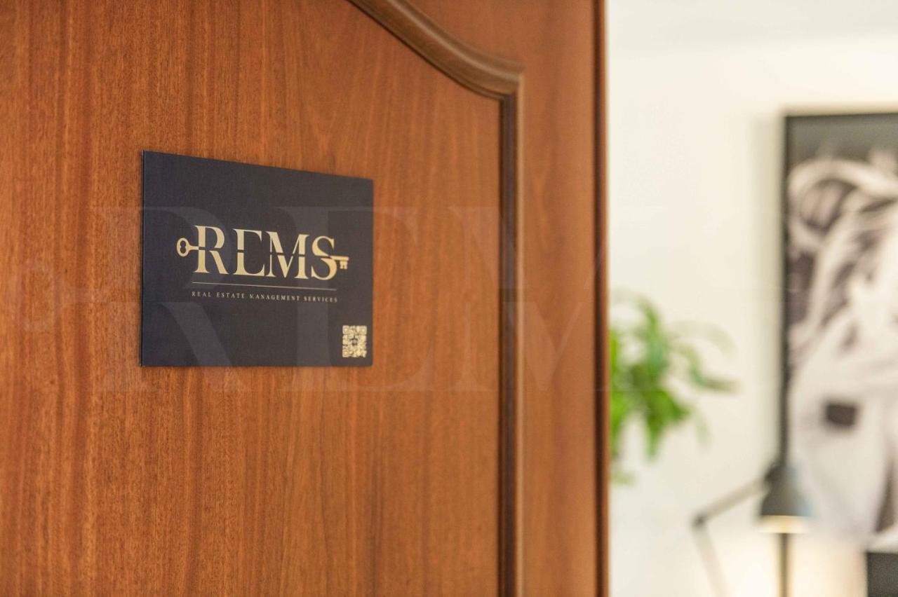Spacious Apartment Next To Plaza De La Merced By Rems Malaga Exterior photo