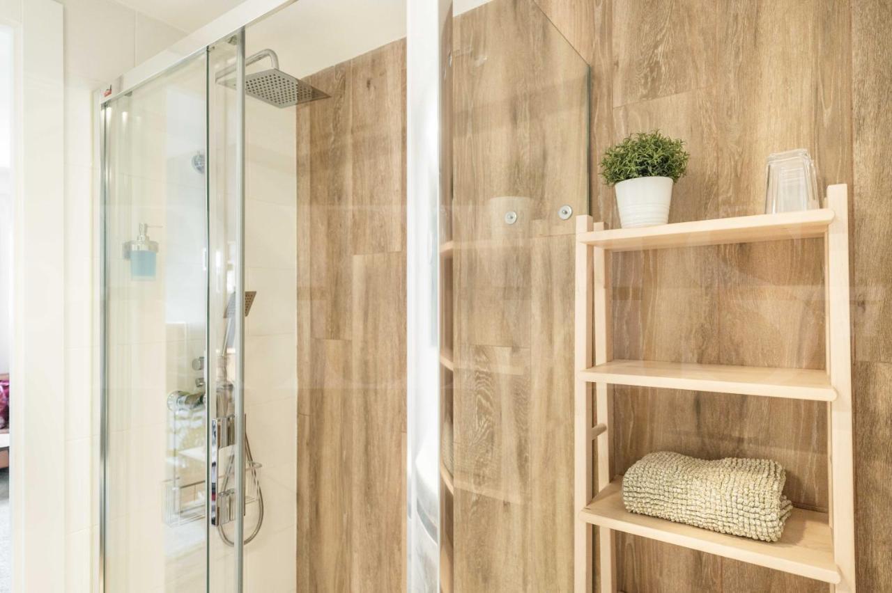 Spacious Apartment Next To Plaza De La Merced By Rems Malaga Exterior photo