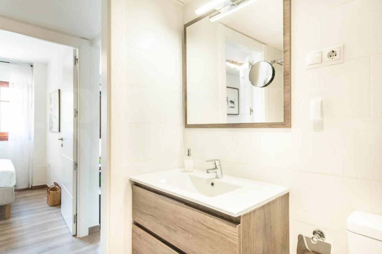 Spacious Apartment Next To Plaza De La Merced By Rems Malaga Exterior photo